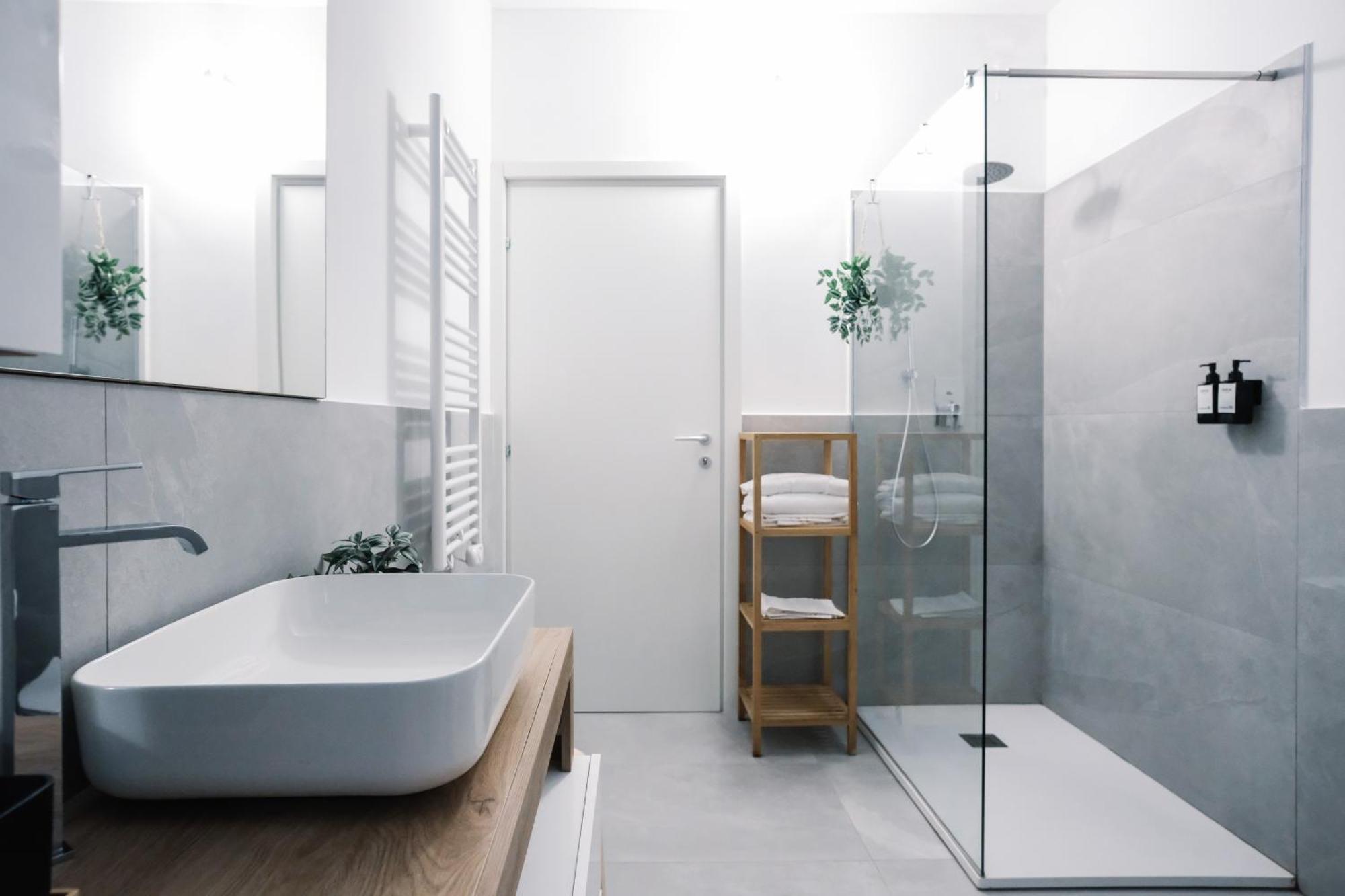 Flora Inn, Scotti'S House - Due Passi In Centro 베르가모 외부 사진