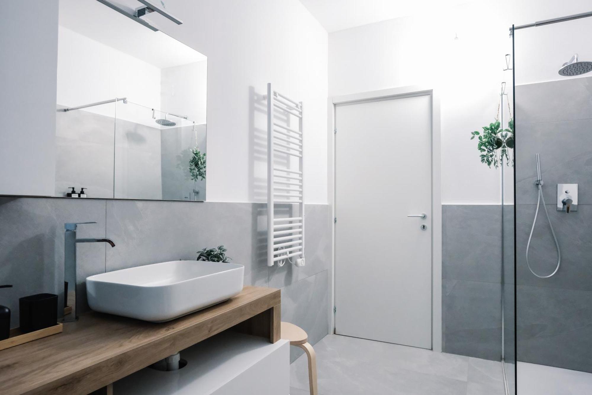 Flora Inn, Scotti'S House - Due Passi In Centro 베르가모 외부 사진