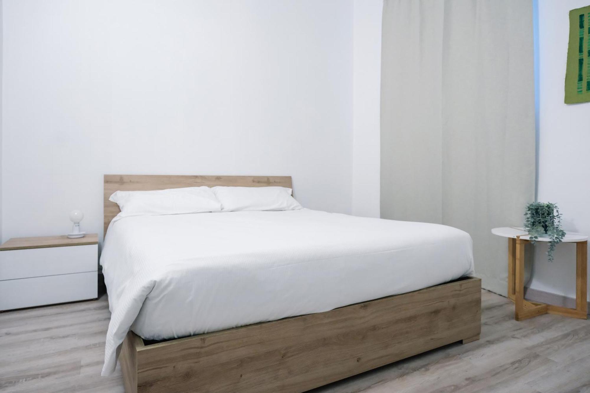 Flora Inn, Scotti'S House - Due Passi In Centro 베르가모 외부 사진