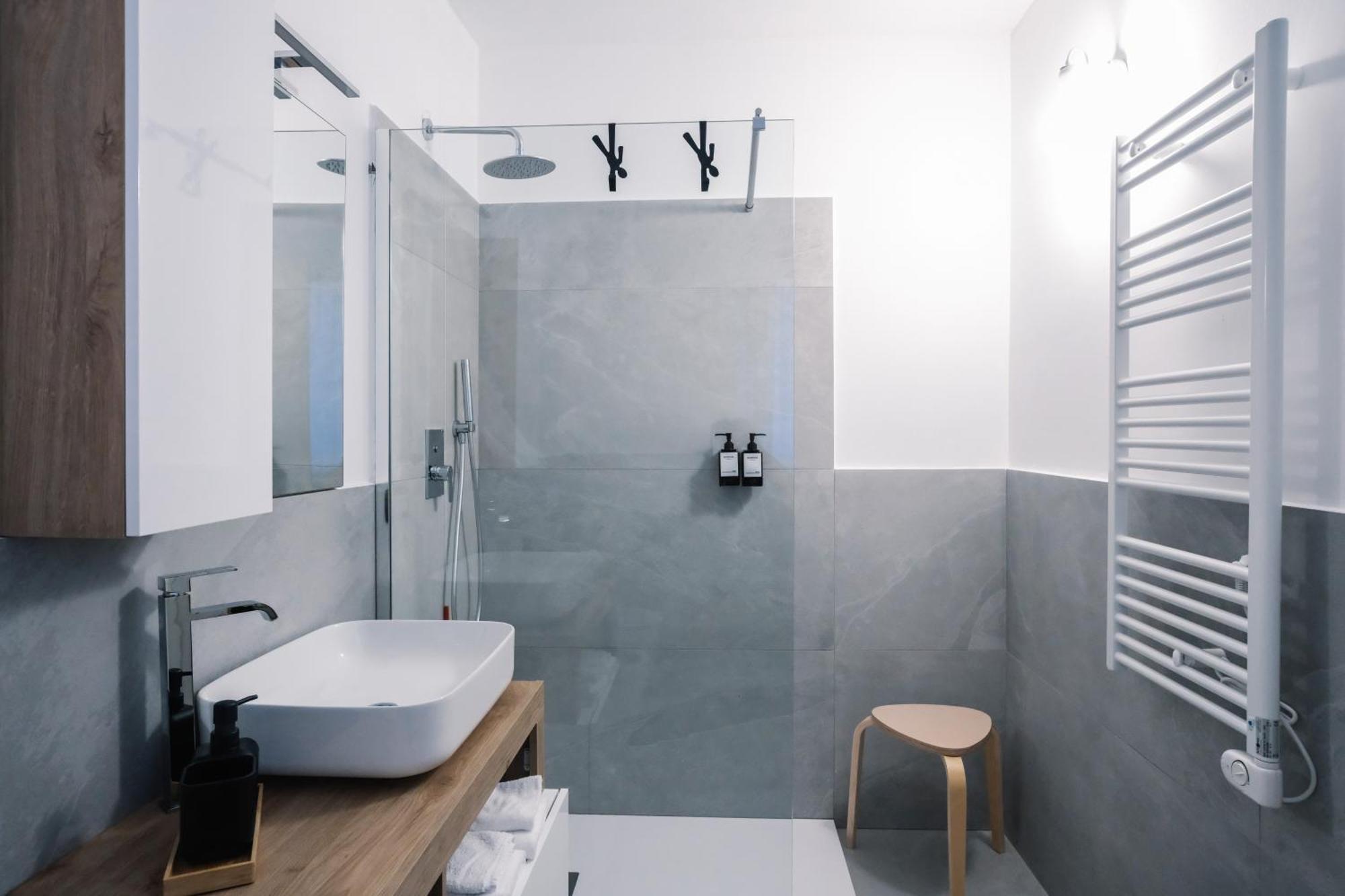 Flora Inn, Scotti'S House - Due Passi In Centro 베르가모 외부 사진